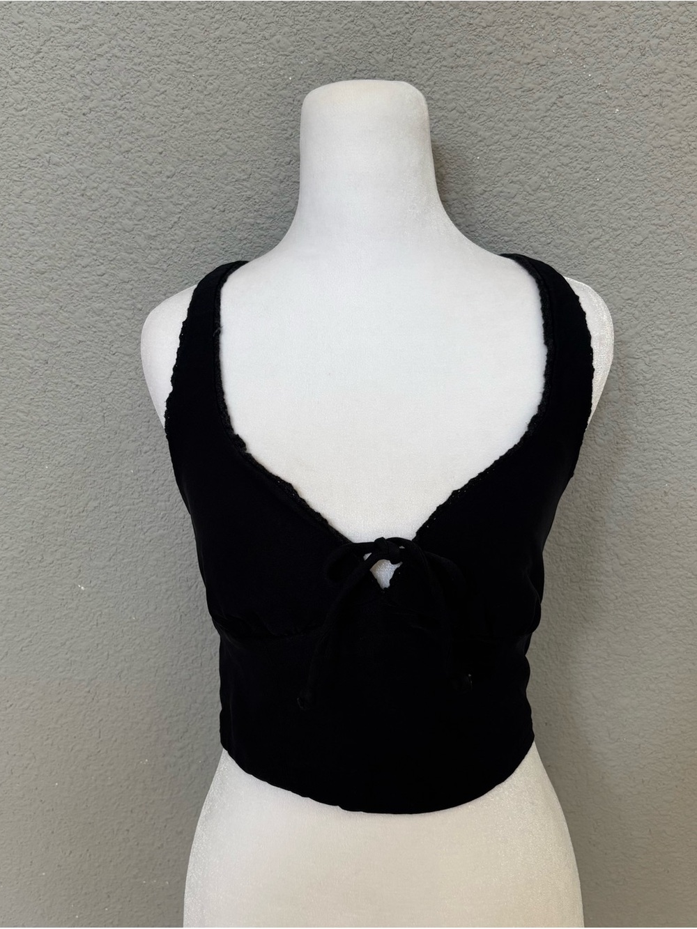 wild fable Black Tie-Front Cropped Tank
